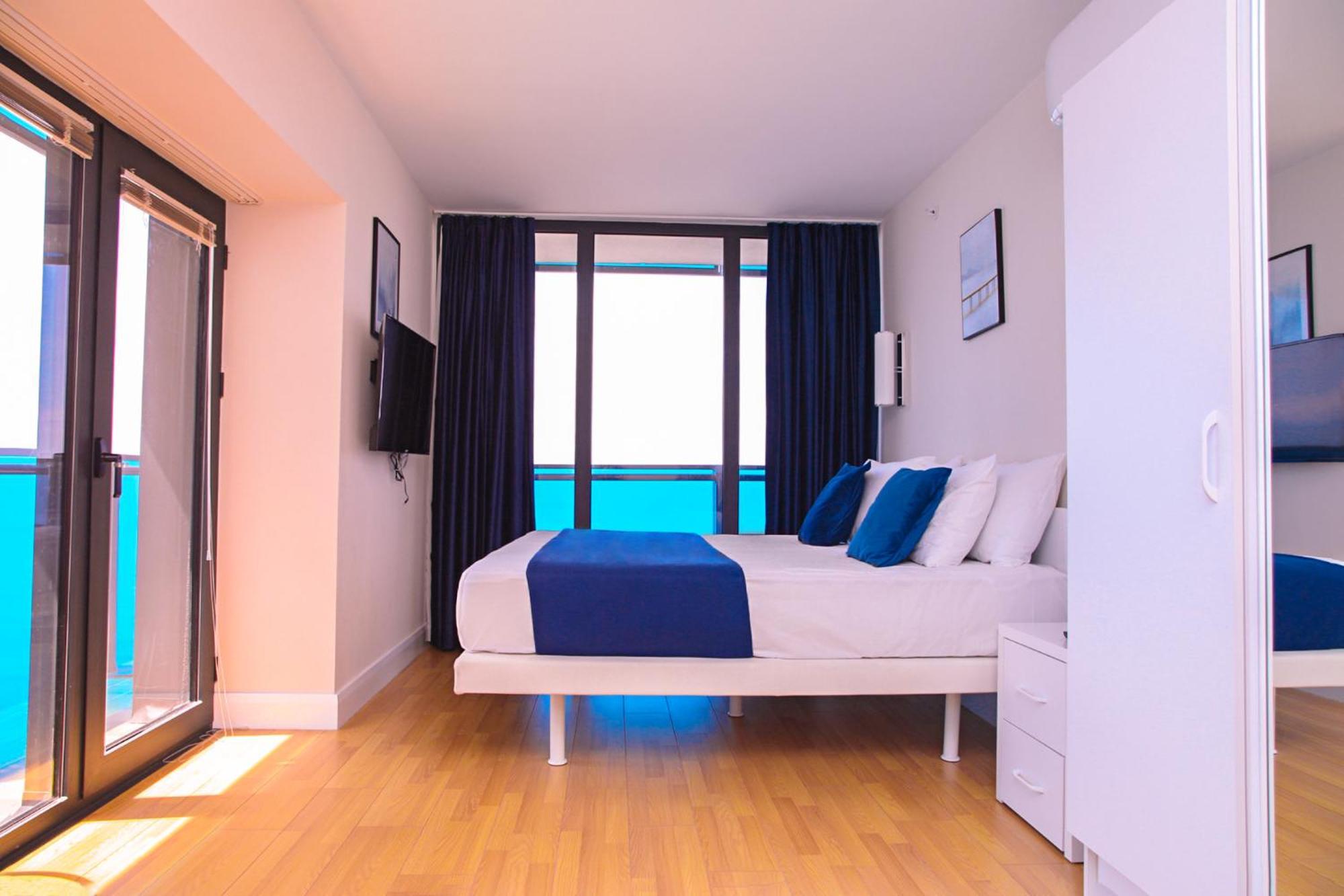 Relax And Unwind Premier Sea View Aparthotel In Batumi Ngoại thất bức ảnh
