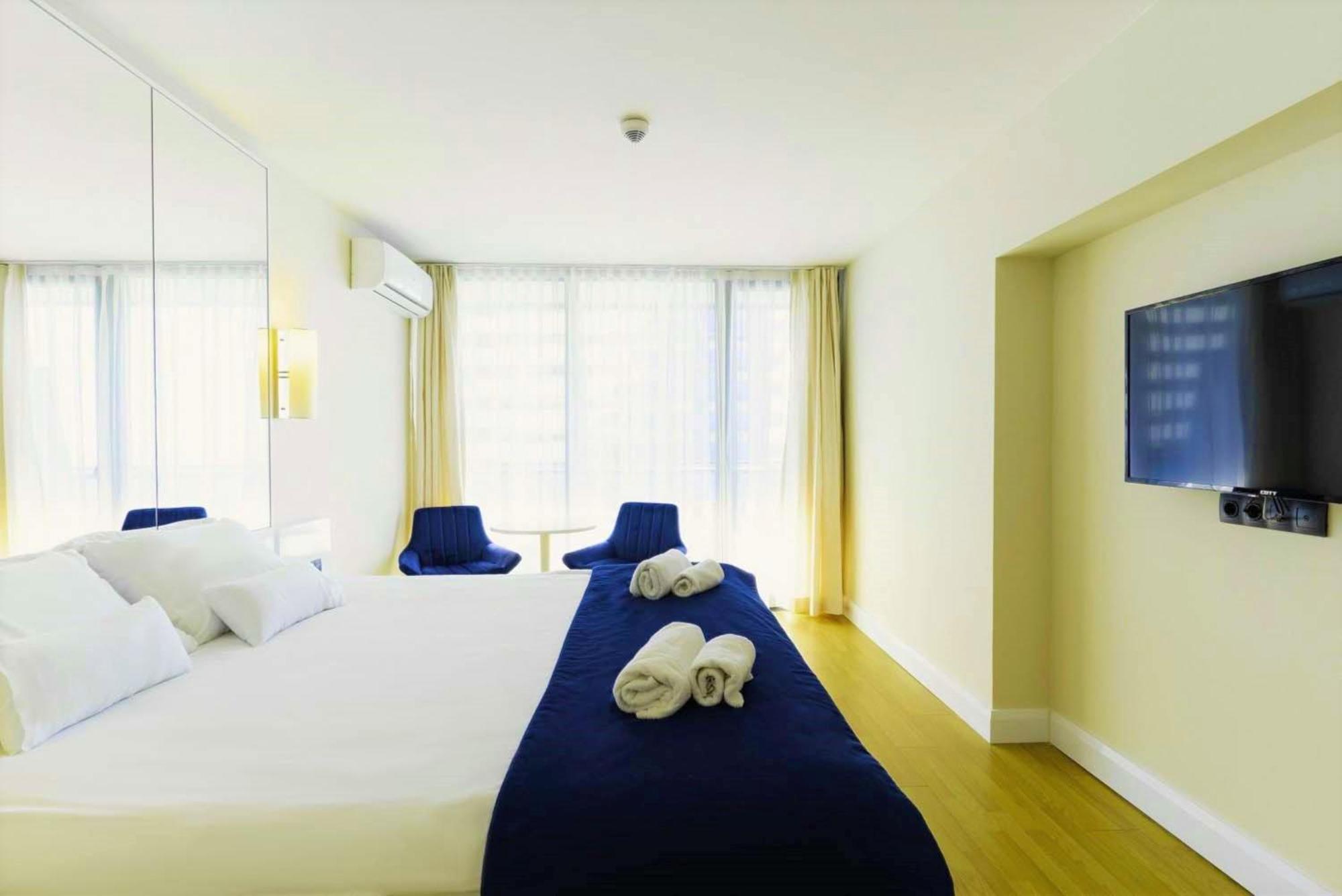 Relax And Unwind Premier Sea View Aparthotel In Batumi Ngoại thất bức ảnh